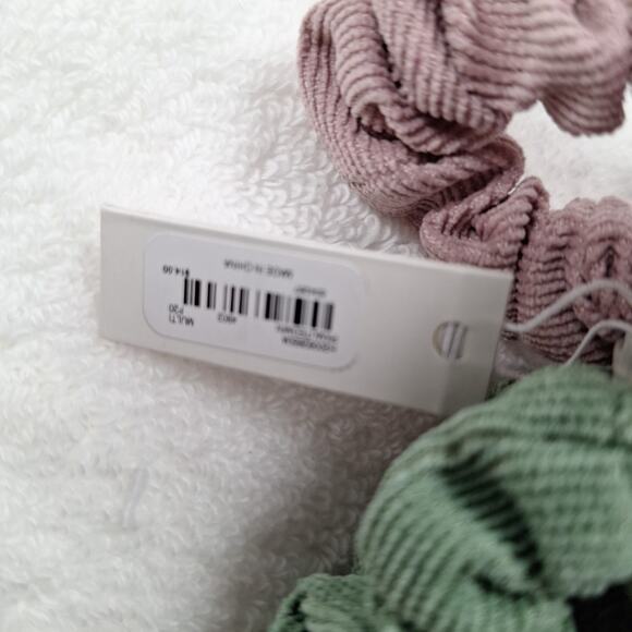 Hair Scrunchies Various Colors 3" Lot of 5 - Picture 4 of 4